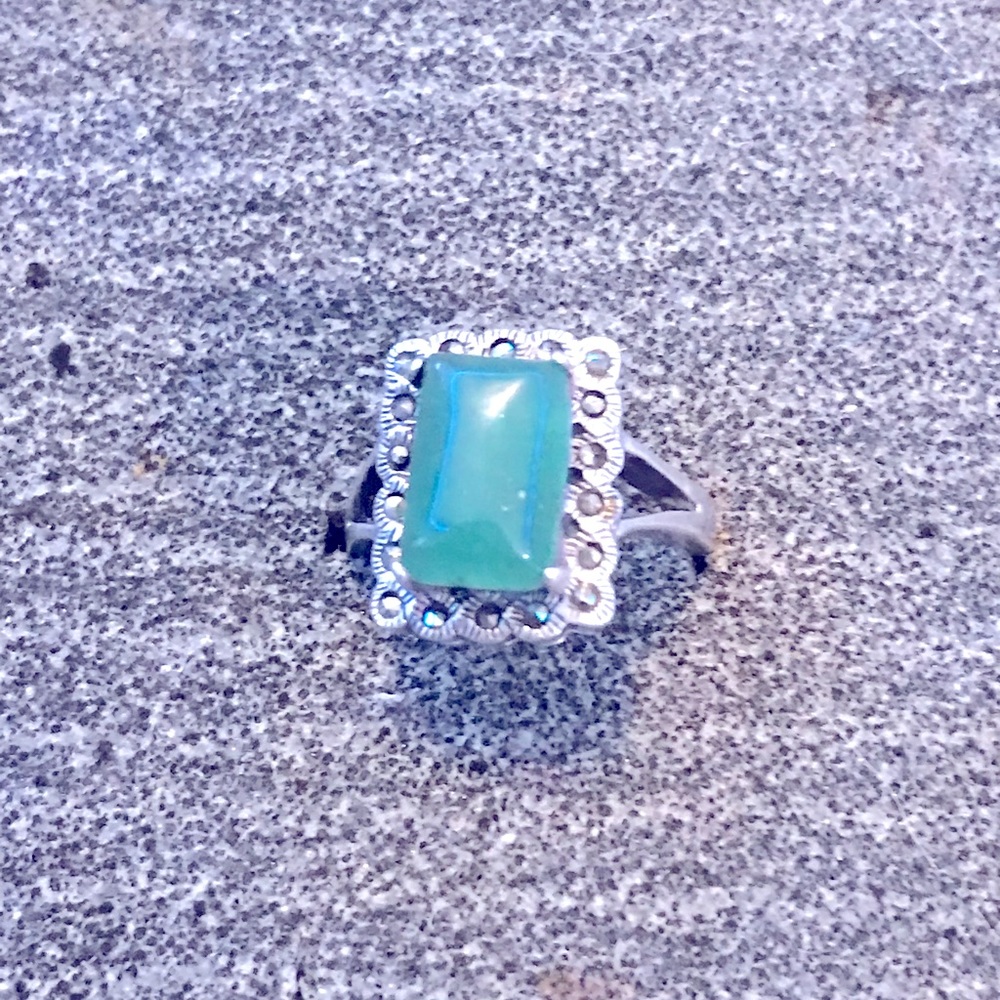 Beautiful Jade & Diamond Ring